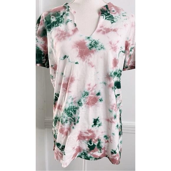 PINK Victoria's Secret Tops - VS Pink • Pink and Green Short Sleeve Notched Collar T-Shirt